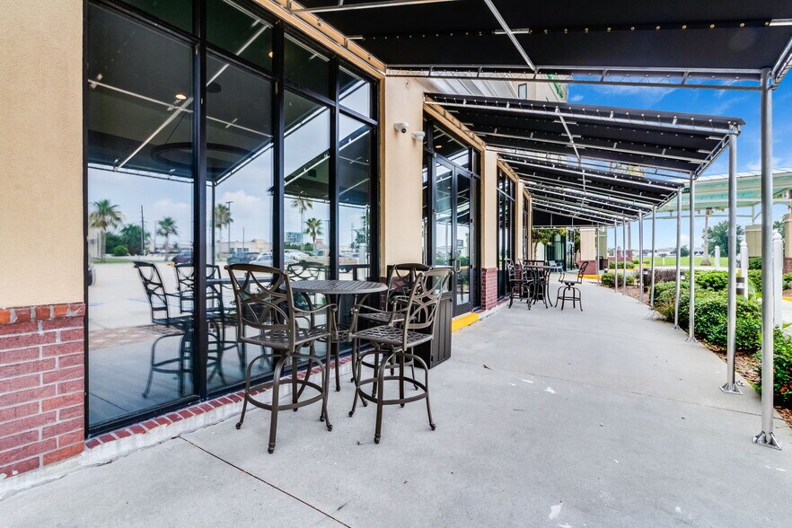 More Photos Of 1800 Martin Luther King Blvd, Houma Hotel For Sale