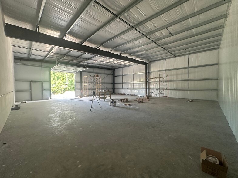 More Photos Of 6300 US Highway 64, Manns Harbor Warehouse For Lease