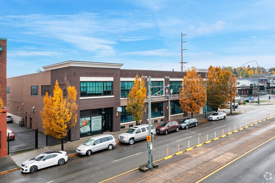 More Photos Of 2413-2415 Pacific Ave, Tacoma Office For Lease