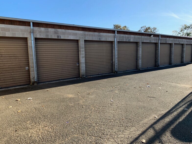 More Photos Of 2544 E State Hwy 20, Nice Self Storage For Sale