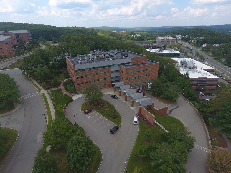 More Photos Of 1 Innovation Dr, Worcester Medical For Lease
