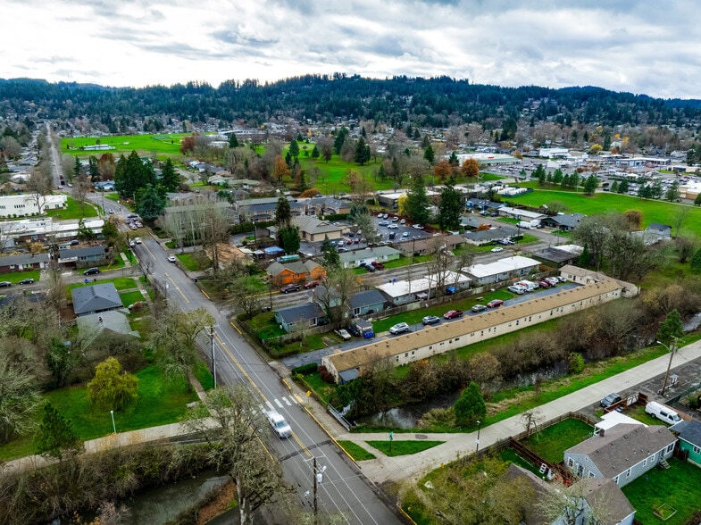 More Photos Of 1612 Polk St, Eugene Apartments For Sale