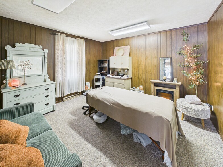 More Photos Of 414 Martin St, Greenville Office For Sale