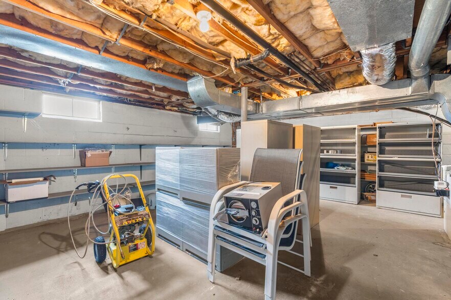 More Photos Of 128 Saltonstall Pky, East Haven Medical For Sale