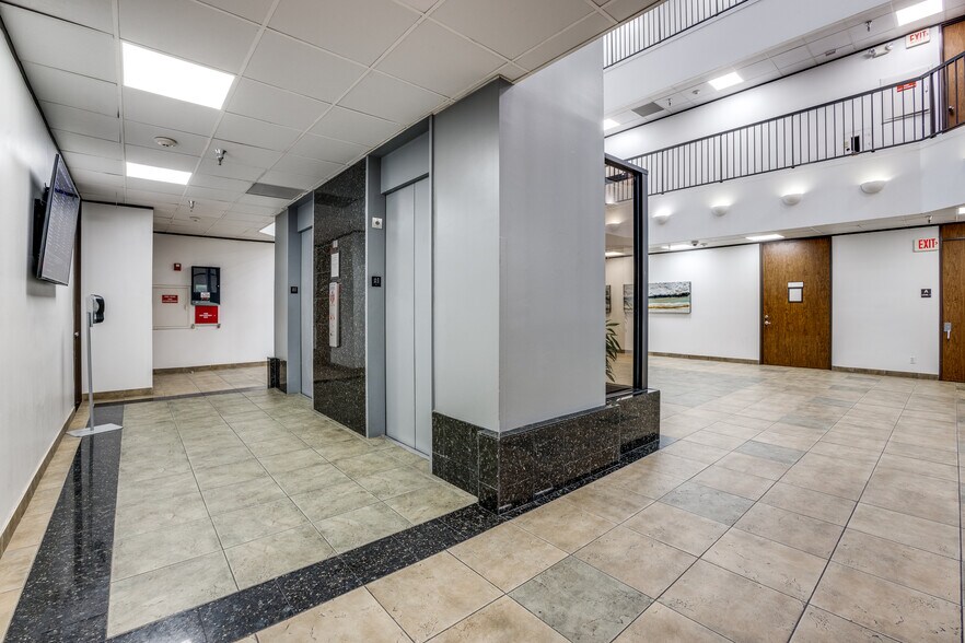 More Photos Of 2626 S Loop Fwy W, Houston Office For Lease