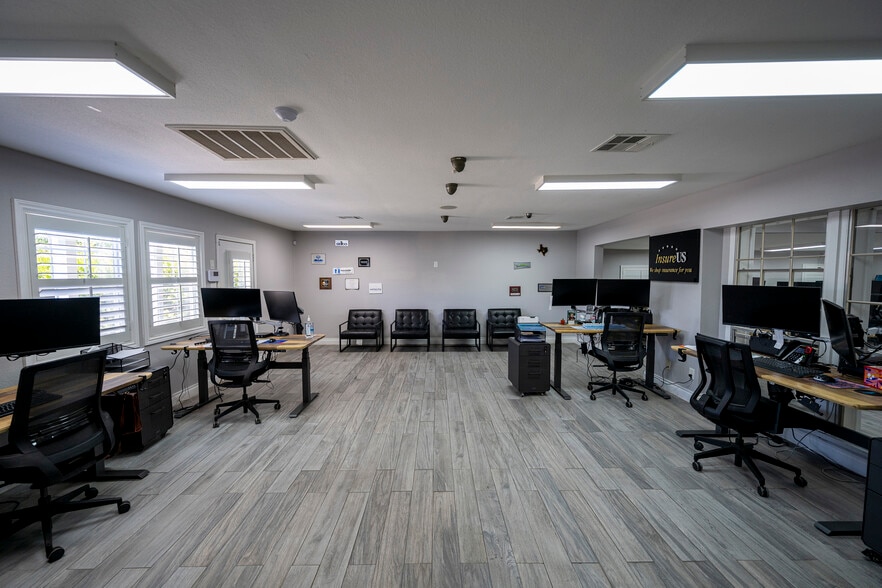 More Photos Of 13026 Cypress North Houston Rd, Cypress Loft Creative Space For Sale