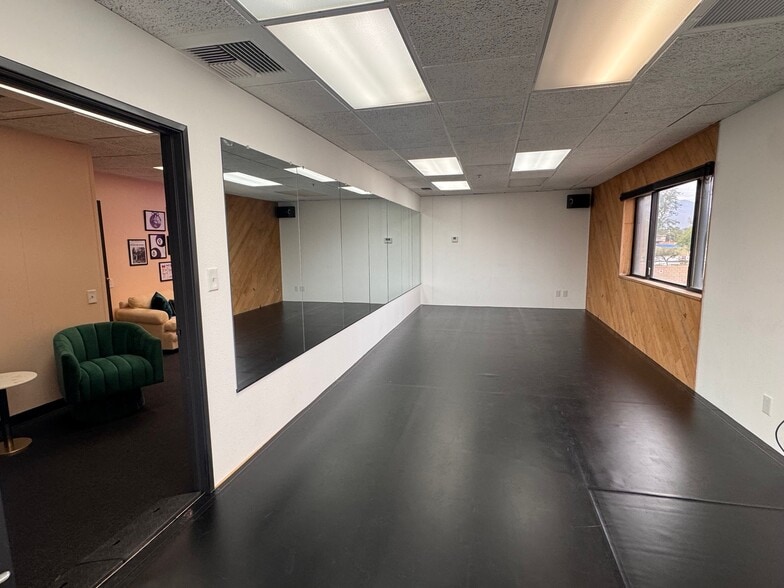 More Photos Of 41651 Corporate Way, Palm Desert Loft Creative Space For Lease