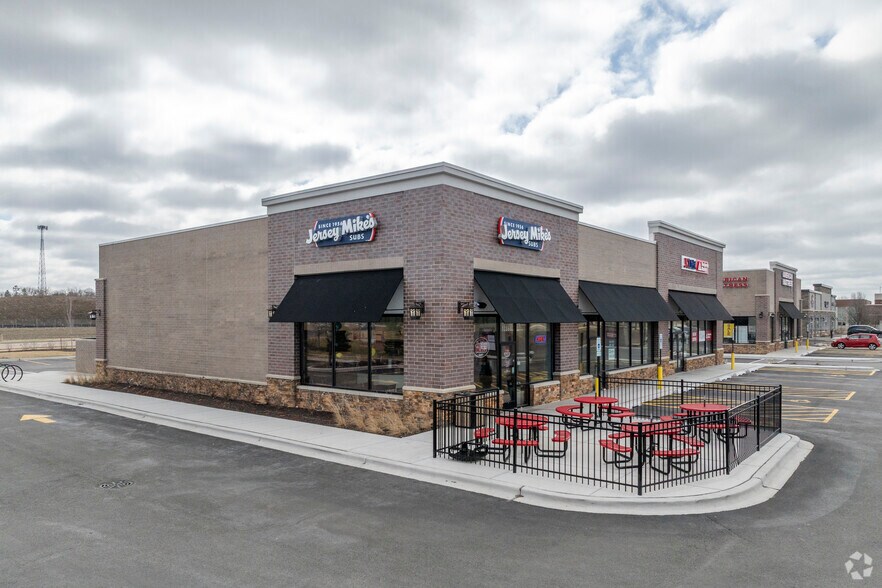 More Photos Of 12860 Il-47, Huntley General Retail For Sale