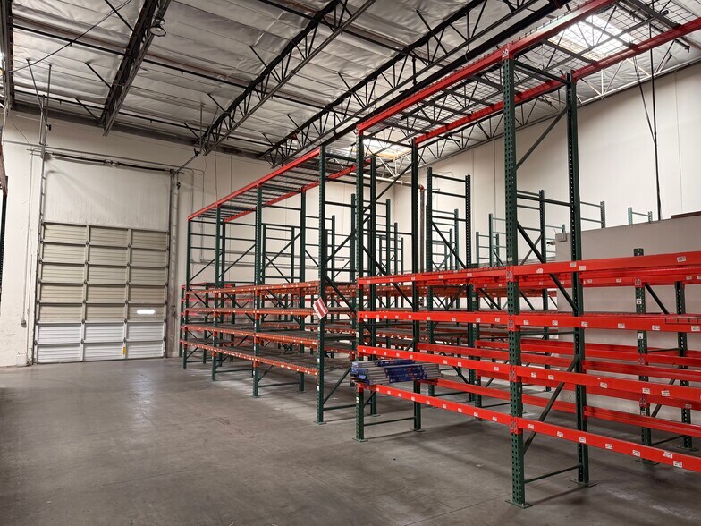 More Photos Of 709 E Cedar St, Ontario Warehouse For Lease