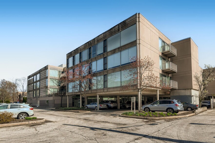 More Photos Of 1100 Central Ave, Wilmette Apartments For Lease