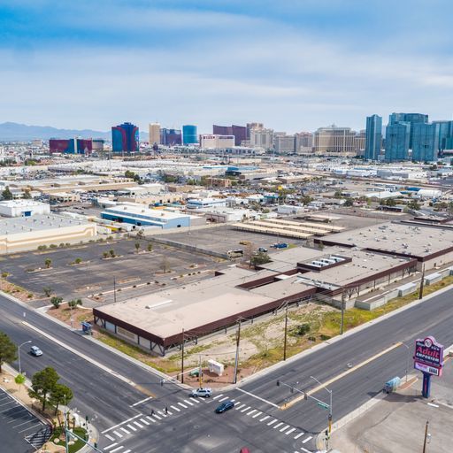More Photos Of 4300 W Tropicana Ave, Las Vegas Land For Lease