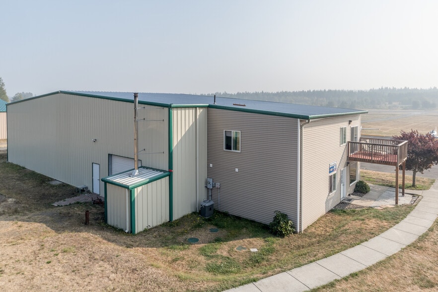 More Photos Of 191 Airport Rd, Port Townsend Airplane Hangar For Sale