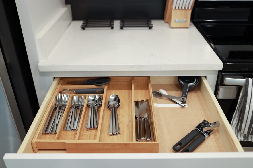 More Photos Of 725 Hornbuckle Rd, Clarksville Apartments For Sale