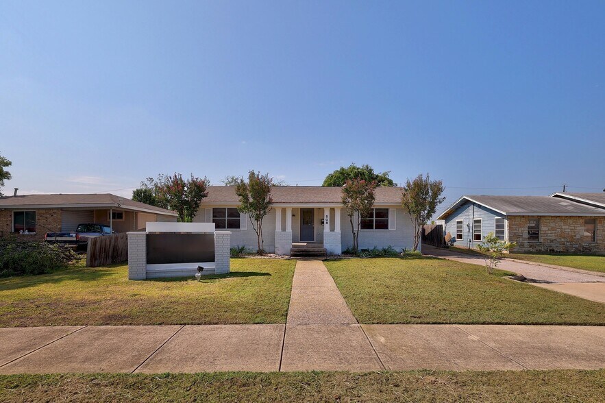 Primary Photo Of 508 Fm-1460, Georgetown Office For Sale