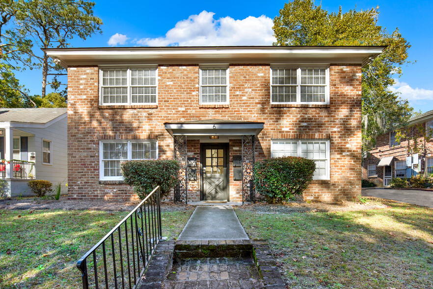 Primary Photo Of 6 W 51st St, Savannah Apartments For Sale