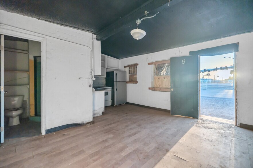 More Photos Of 3060 Grand Ave, Phoenix Apartments For Sale