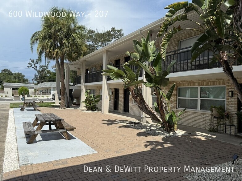 More Photos Of 600 Wildwood Way, Clearwater Apartments For Sale