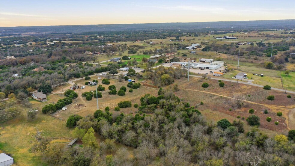 More Photos Of 395 Mary Dr, Weatherford Trailer Camper Park For Sale