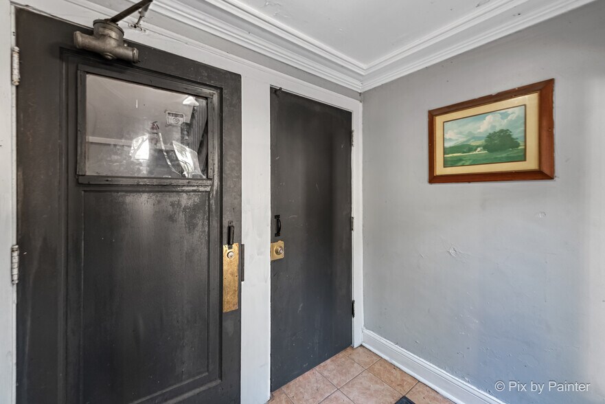 More Photos Of 7833 S Kingston Ave, Chicago Apartments For Sale