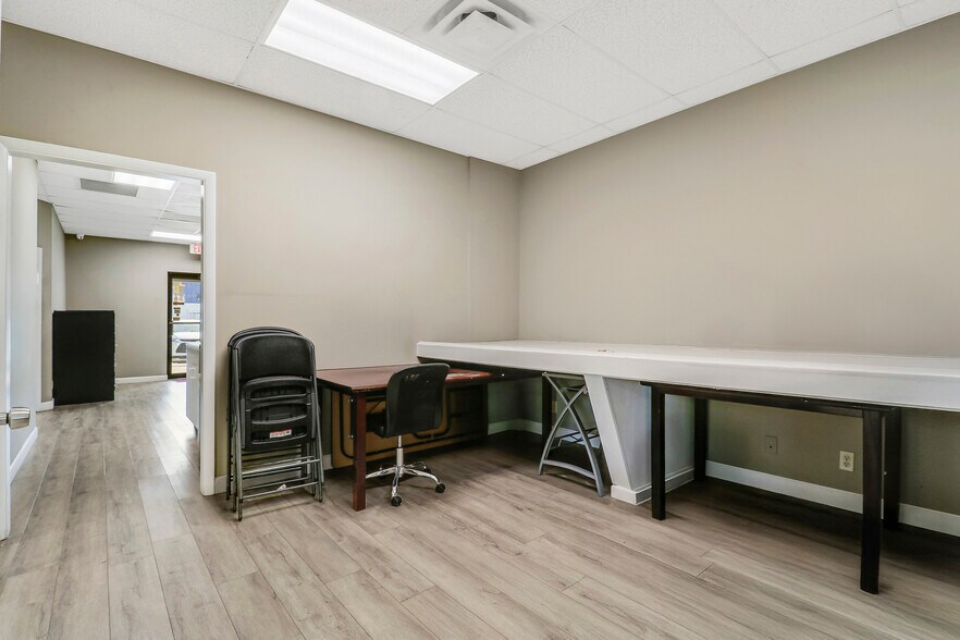 More Photos Of 1450 Skees Rd, West Palm Beach Warehouse For Lease