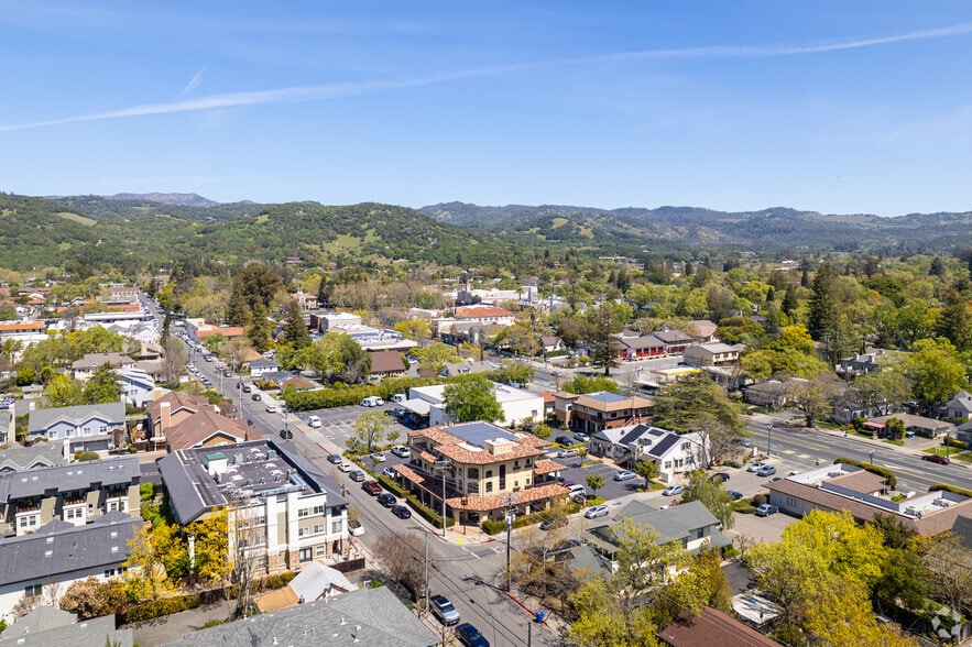 More Photos Of 10 Maple St, Sonoma Office For Lease