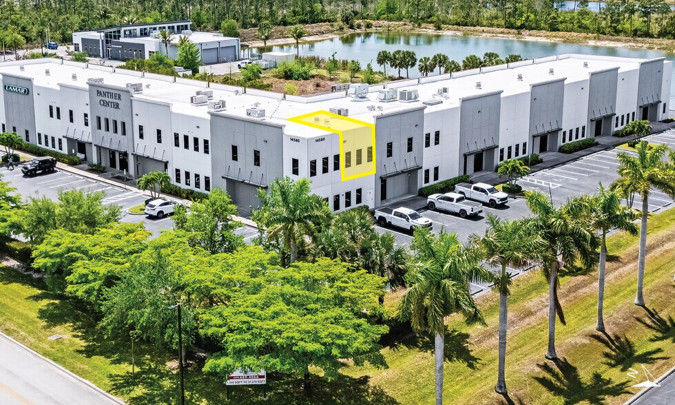 More Photos Of 14580 Global Pkwy, Fort Myers Distribution For Lease