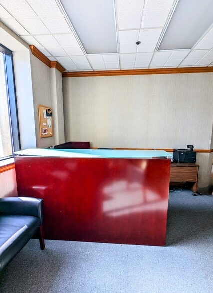 More Photos Of 428 E 4th St, Charlotte Office For Sale