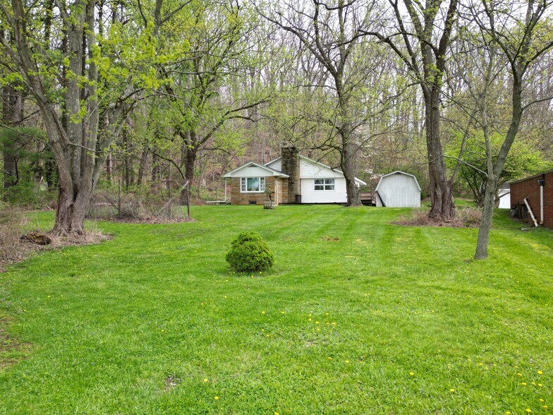 More Photos Of 1755 Akron Peninsula Rd, Akron Freestanding For Sale