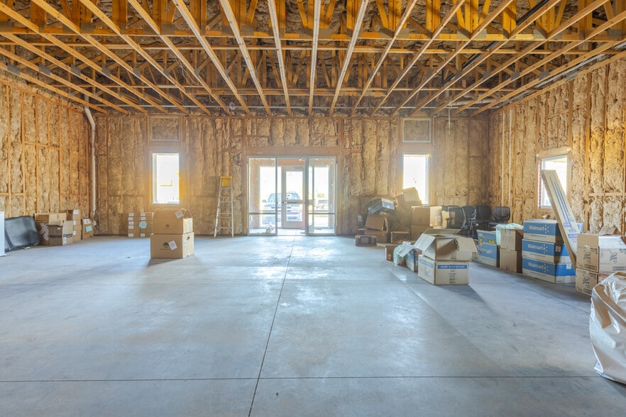 More Photos Of 1446 W Pico Ave, El Centro Medical For Lease