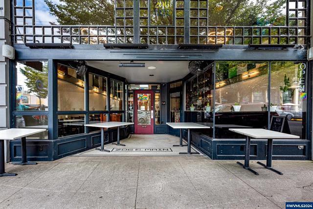 More Photos Of 206 E Main St, Silverton Restaurant For Sale