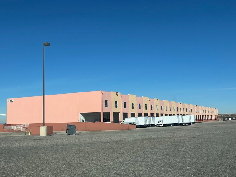 More Photos Of 2989 Lenwood Rd, Barstow Warehouse For Lease