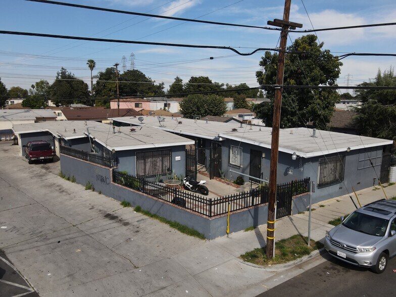 More Photos Of 19 E 69th St, Long Beach Multifamily For Sale