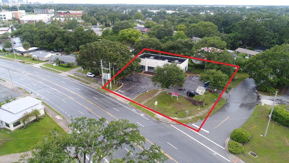 More Photos Of 3550 Edgewater Dr, Orlando Freestanding For Sale