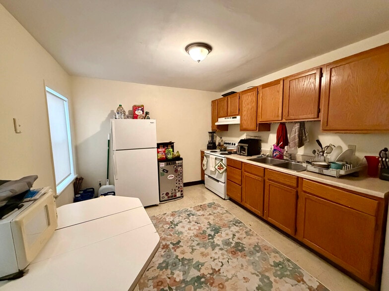 More Photos Of 1137 Light St, Baltimore Storefront Retail Residential For Sale