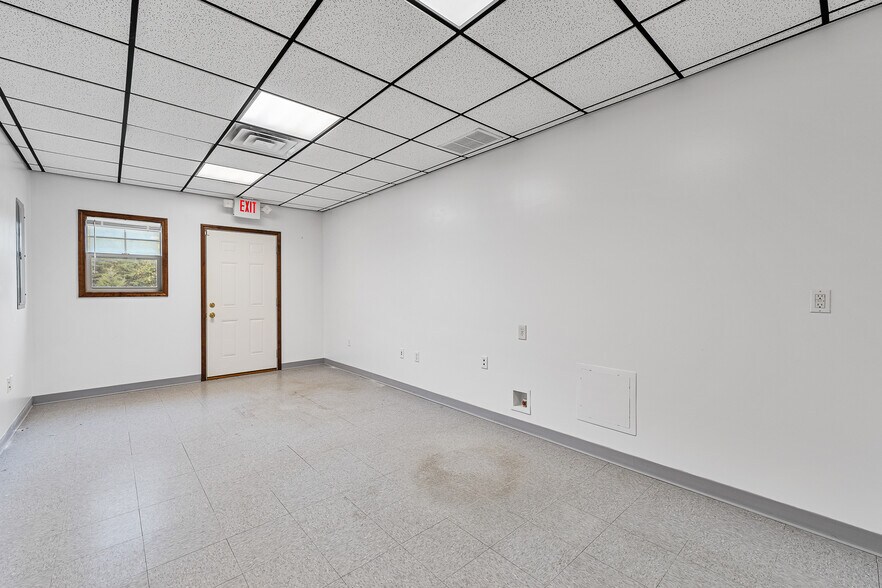 14261 Route 60 West, Milton, WV 25541 Office For Sale