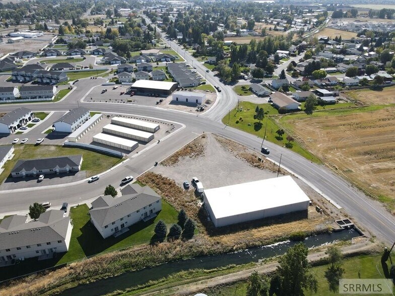 More Photos Of 101 Anderson Rd, Shelley Industrial For Sale