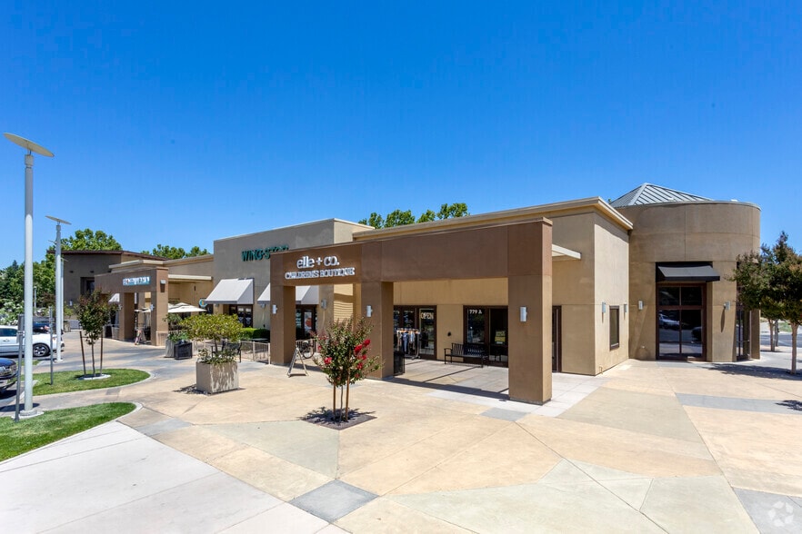 More Photos Of 731-779 E Yosemite Ave, Merced Unknown For Lease