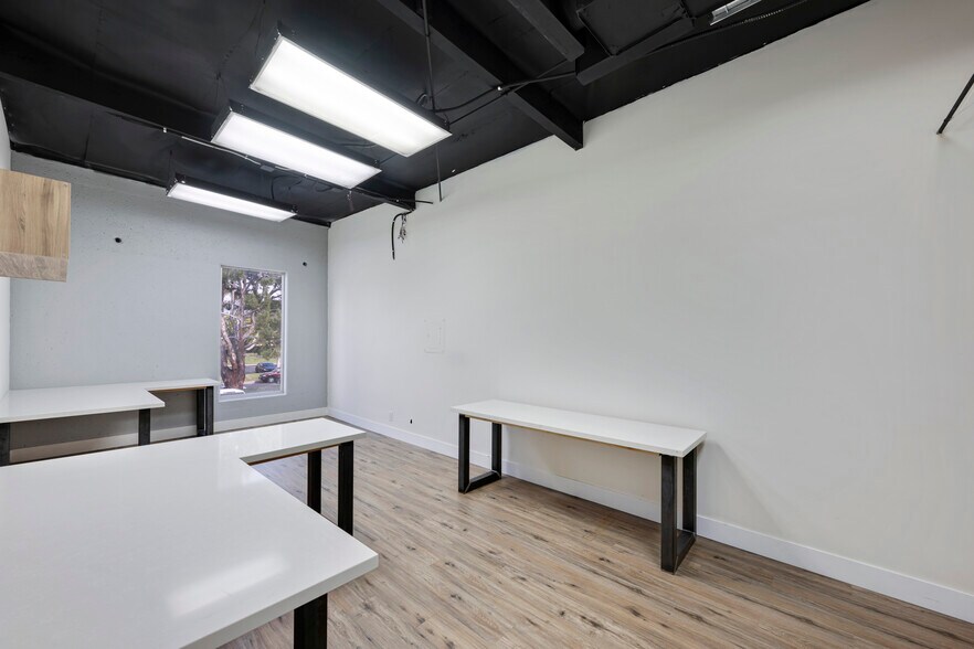 More Photos Of 1820 E Garry Ave, Santa Ana Office For Sale