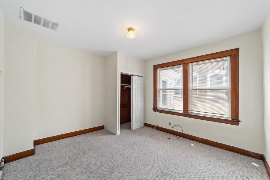 More Photos Of 1947-1949 Coltman Rd, Cleveland Apartments For Sale