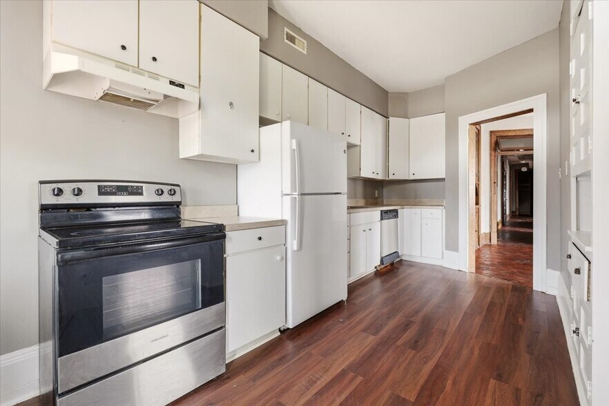 More Photos Of 283 Park Ave W, Mansfield Apartments For Sale