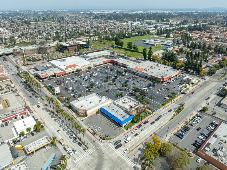 More Photos Of 17326 Pioneer Blvd, Artesia Freestanding For Sale