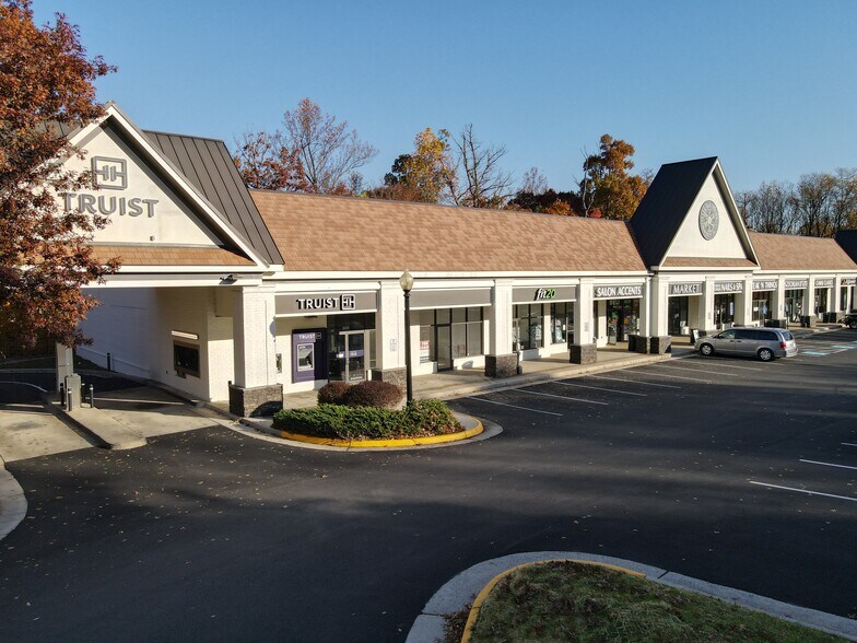 More Photos Of 8900 Village Shops Dr, Fairfax Station Freestanding For Lease