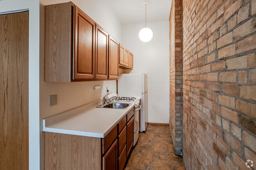 More Photos Of 1009 Park Ave, Minneapolis Apartments For Sale