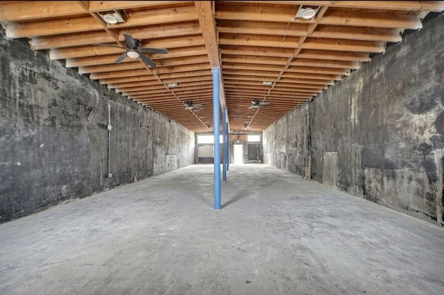 More Photos Of 4167 SW 18th St, West Park Industrial For Sale