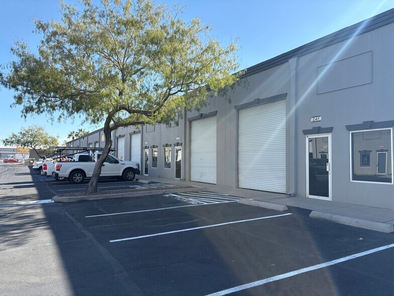 More Photos Of 3465 Lee Blvd, El Paso Unknown For Lease