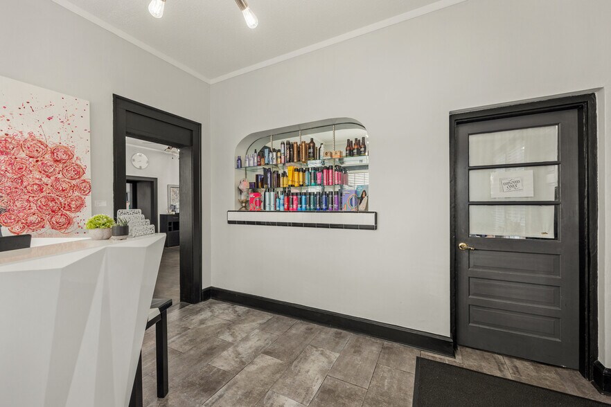 More Photos Of 919 N Monroe St, Tallahassee Freestanding For Lease