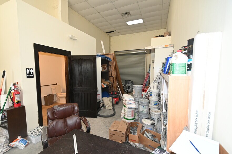More Photos Of 700 North St, Fern Park Freestanding For Lease