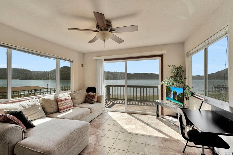Primary Photo Of 14097 Lakeshore Dr, Clearlake Apartments For Sale