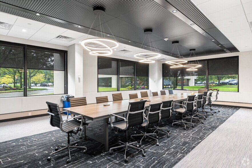 More Photos Of 200 White Plains Rd, Tarrytown Unknown For Lease