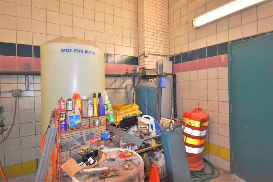 More Photos Of 5717 Red Bluff Rd, Pasadena Carwash For Sale